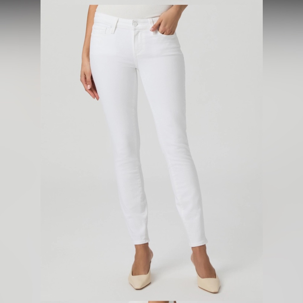 PAIGE Verdugo Ankle Skinny Jean